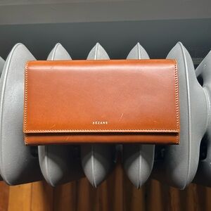 Sezane wallet, heritage natural leather